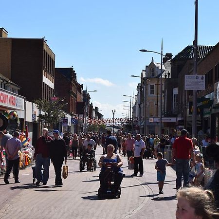 Westminster Hotel Rhyl Exterior foto